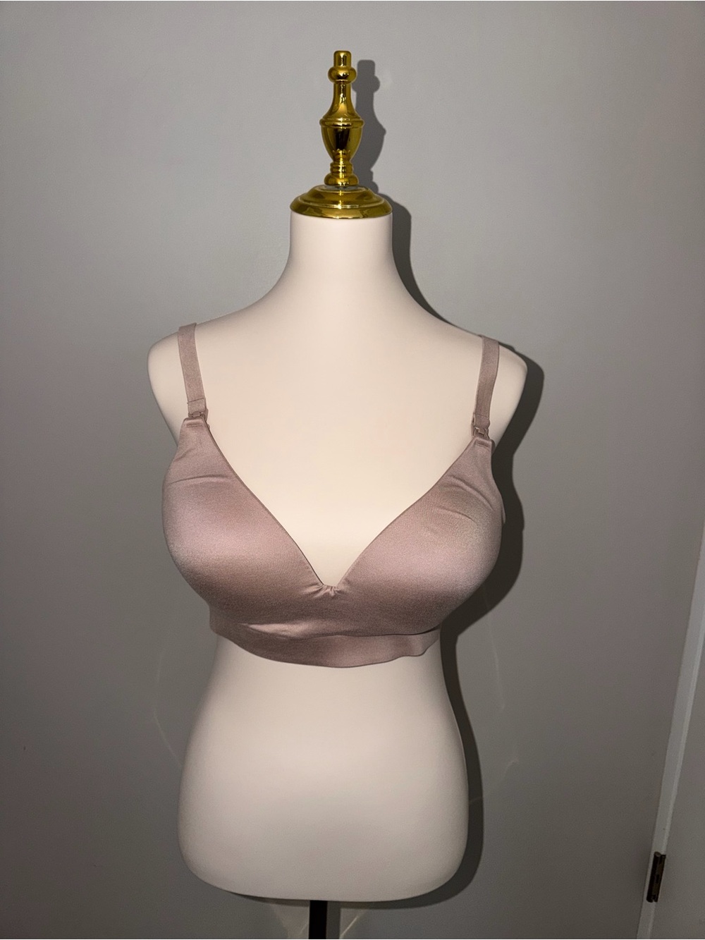 NWOT Kindred Bravely XXL Tall Nursing Pumping Bra Taupe - with back extension